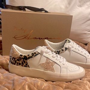 Vintage Havana VH Leopard Sneakers size 7. New with box. Never worn.